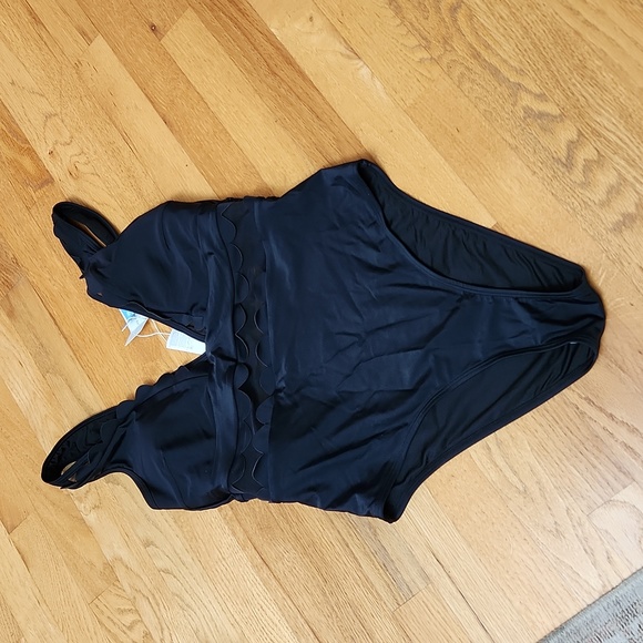 Cupshe One piece swimsuit - Picture 1 of 8